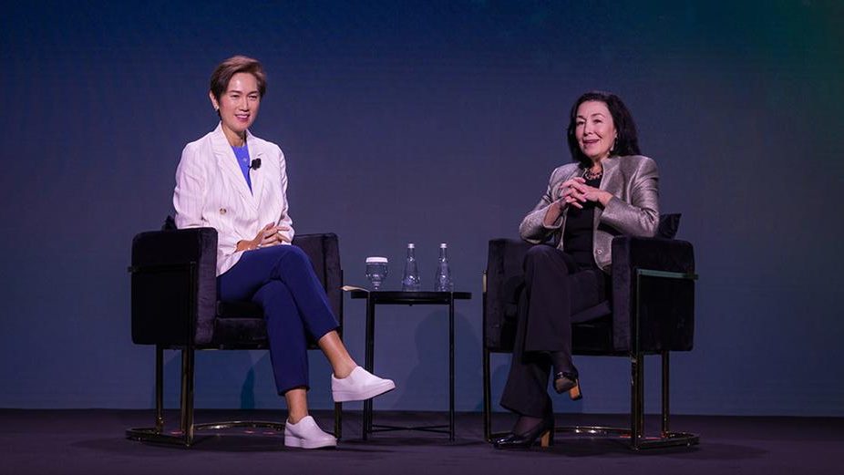 Mrs Josephine Teo, Singapore’s Minister for Communications and Information and Minister-in-charge of Smart Nation and Cybersecurity in conversation with Safra Catz, Oracle CEO at Oracle CloudWorld Tour Singapore