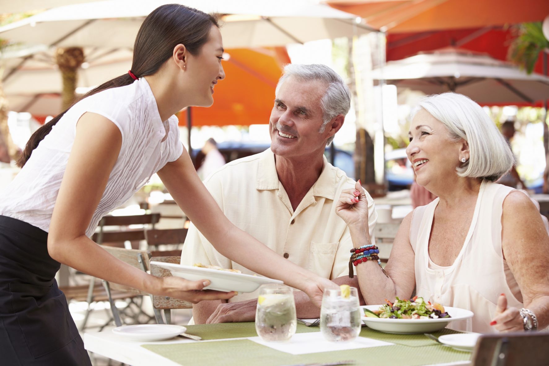 dining-out-is-the-#1-retirement-expense-to-slash,-says-suze-orman